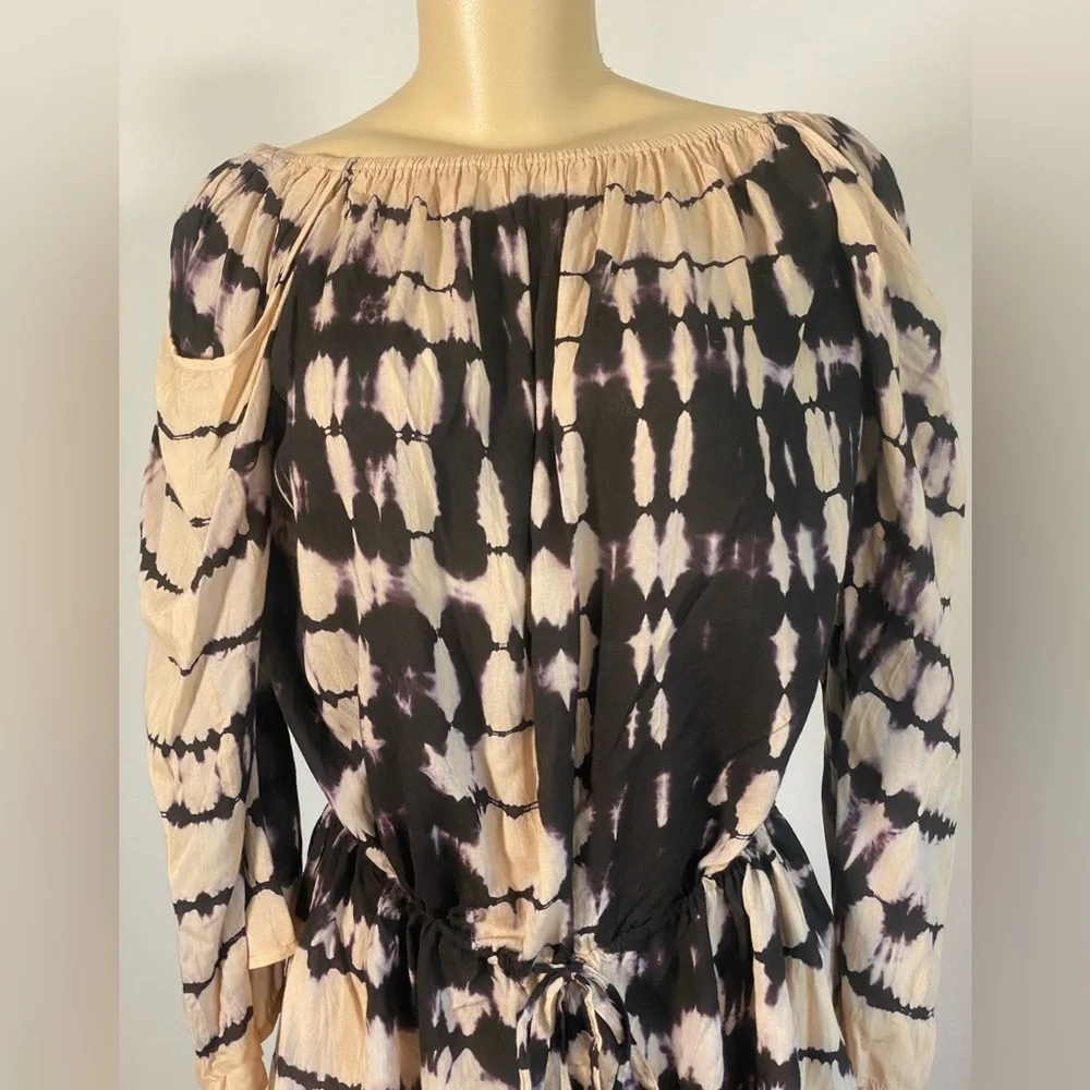 Elan Black and Cream Smocked 3/4 Sleeve Blouse - Picture 5 of 7